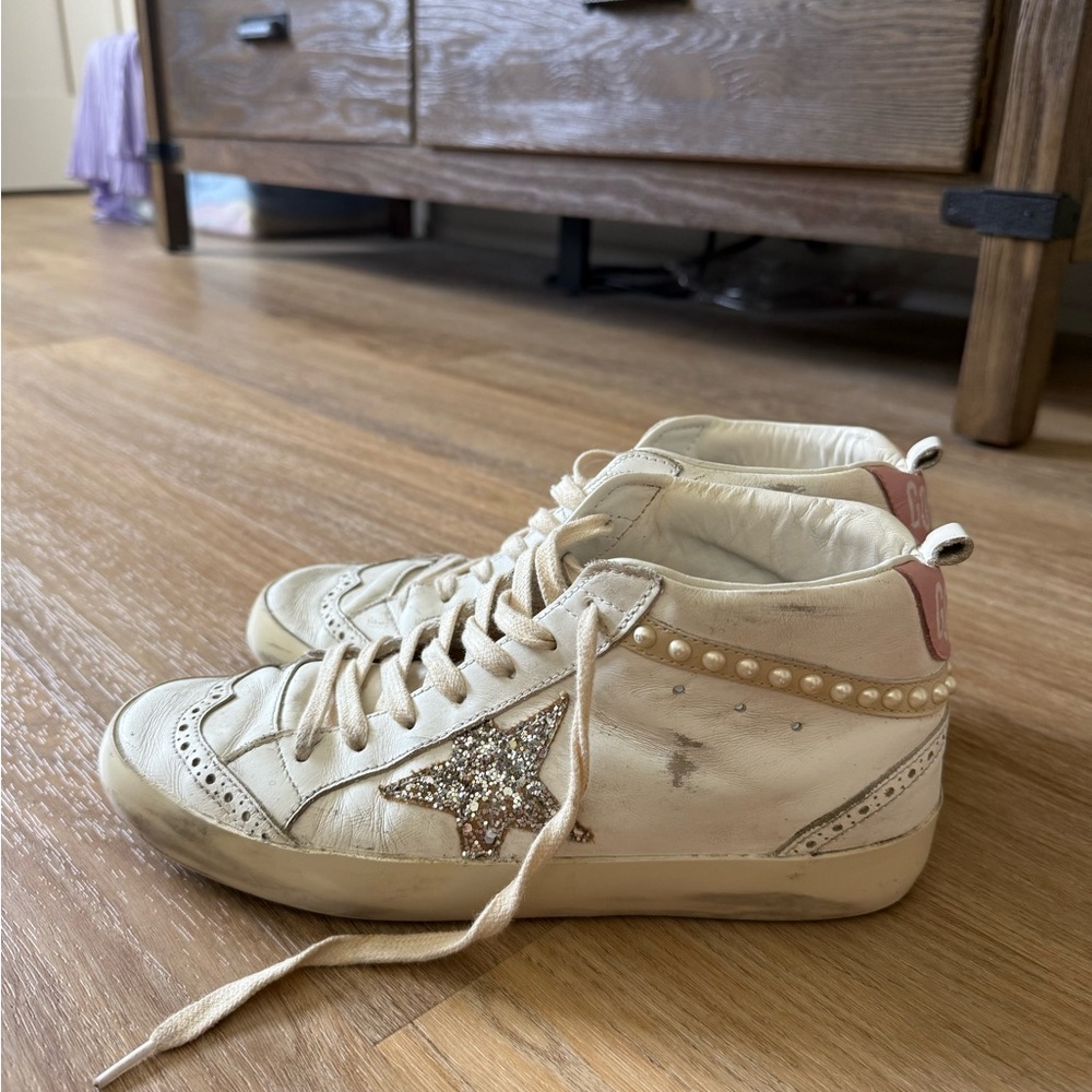 Authentic golden goose !!! With box!